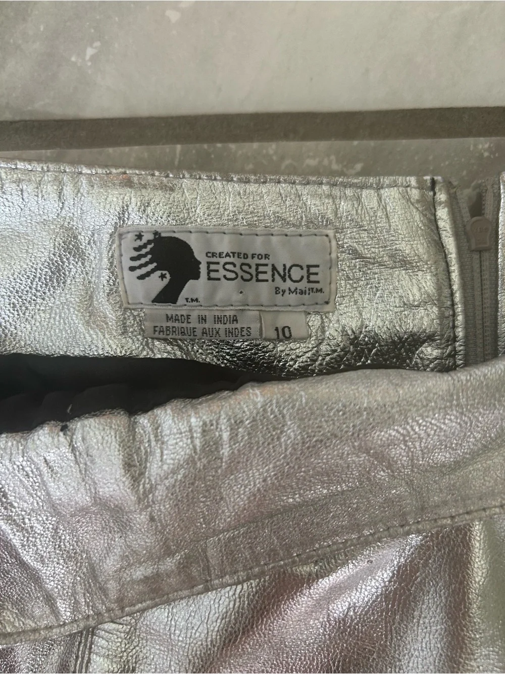 Vintage 90s Metallic Silver Genuine Leather Mini Skirt Size 10